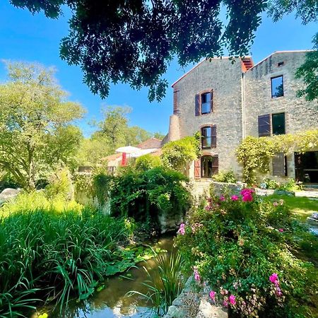 Bed and Breakfast Le Moulin Du Guy, Proche Du Puy Dufou Chanverrie Экстерьер фото