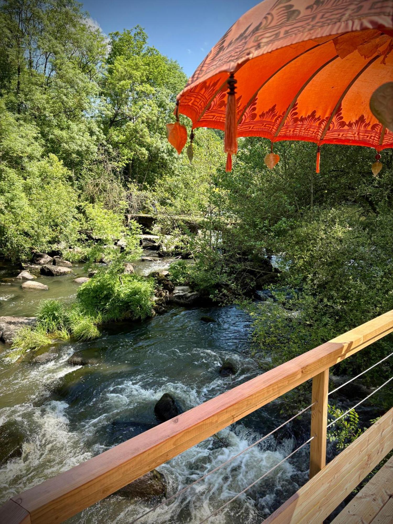 Bed and Breakfast Le Moulin Du Guy, Proche Du Puy Dufou Chanverrie Экстерьер фото